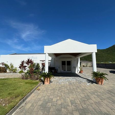 Le Domaine Anse Marcel Beach Resort Екстер'єр фото