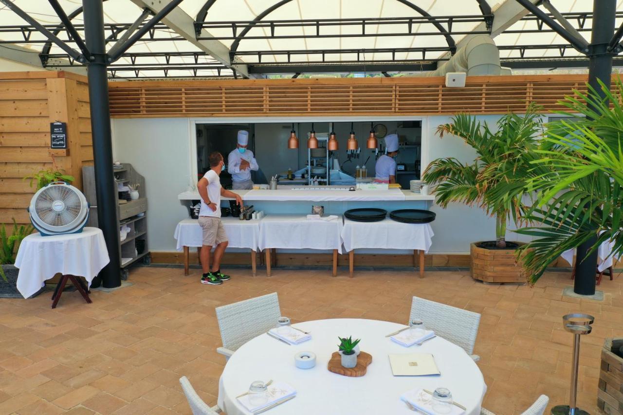 Le Domaine Anse Marcel Beach Resort Екстер'єр фото