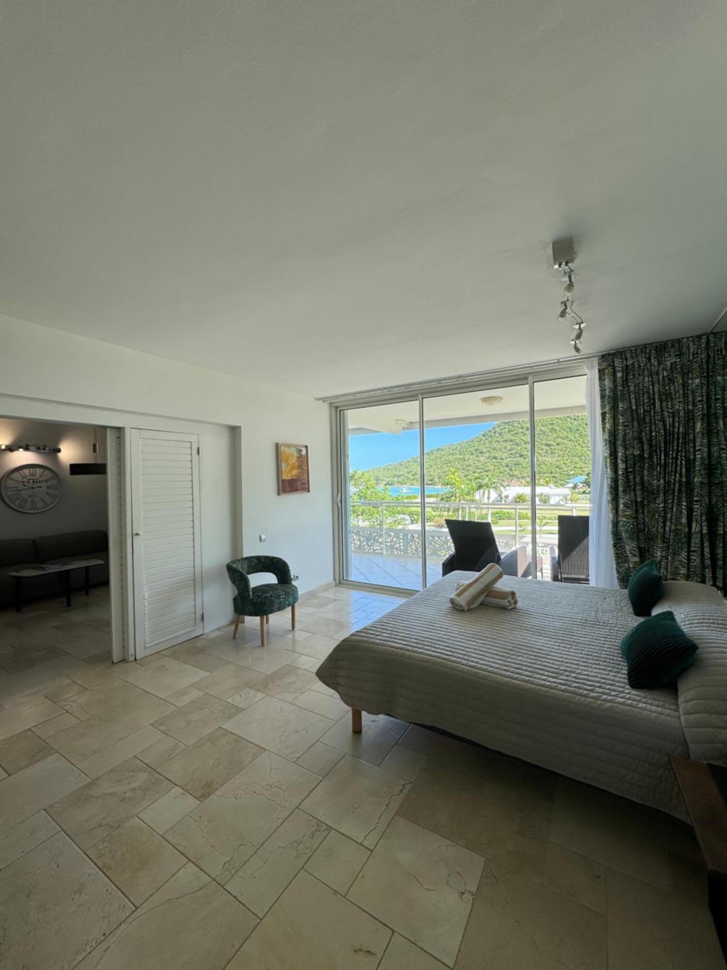 Le Domaine Anse Marcel Beach Resort Екстер'єр фото