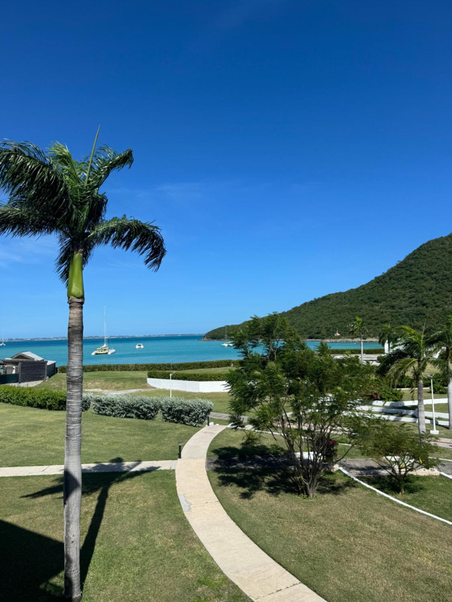 Le Domaine Anse Marcel Beach Resort Екстер'єр фото