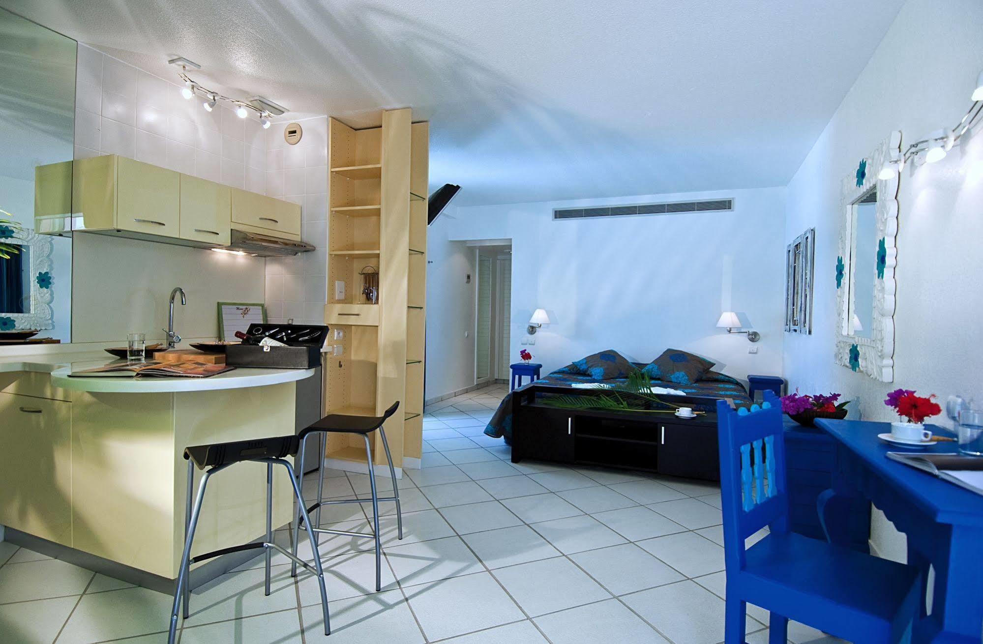 Le Domaine Anse Marcel Beach Resort Екстер'єр фото